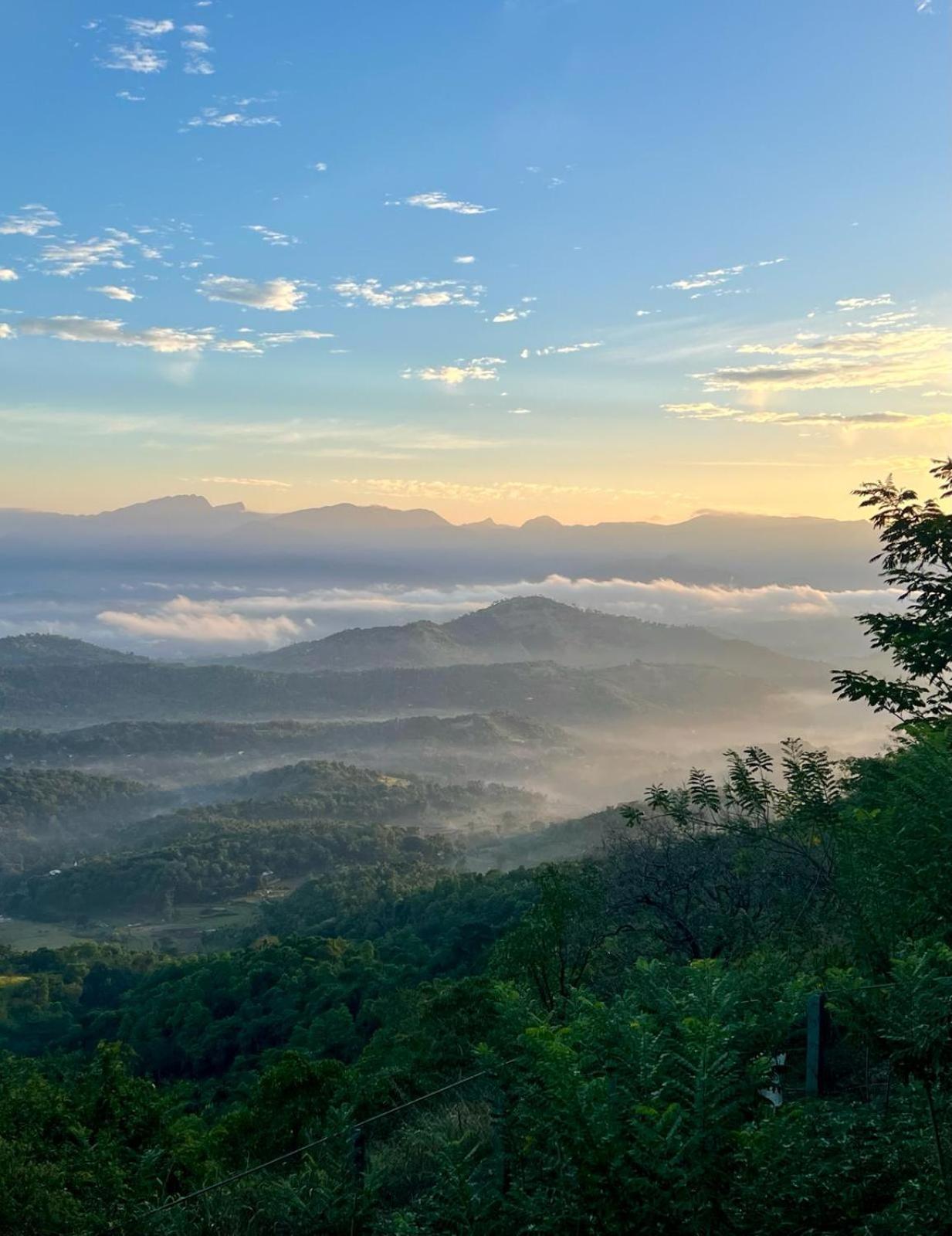Bellwood Hills Resort & Spa Kandy Bagian luar foto