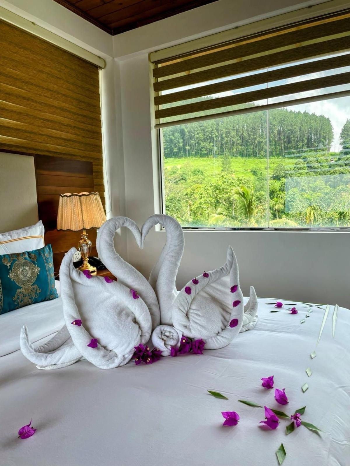 Bellwood Hills Resort & Spa Kandy Bagian luar foto